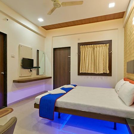 Hotel Ganeshratna Executive Kolhapur Ngoại thất bức ảnh