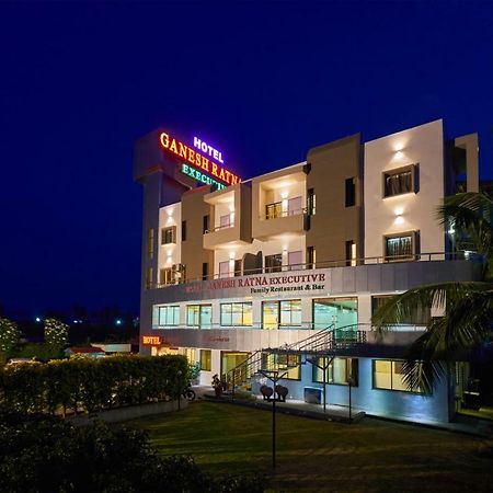 Hotel Ganeshratna Executive Kolhapur Ngoại thất bức ảnh